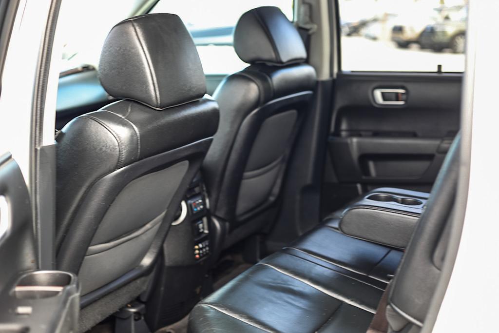 Thumbnail: 2012 Honda Pilot - 11