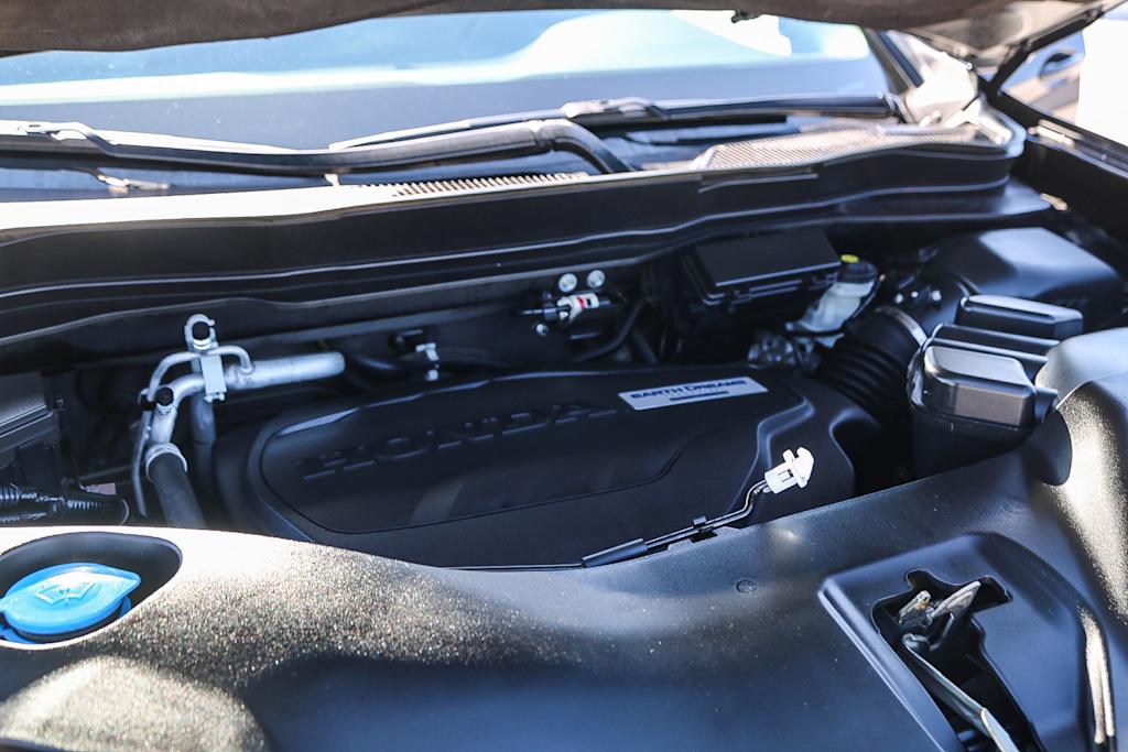 Thumbnail: 2017 Honda Pilot - 7