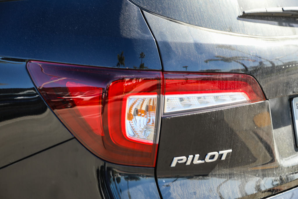 2022 Honda Pilot Sport 8