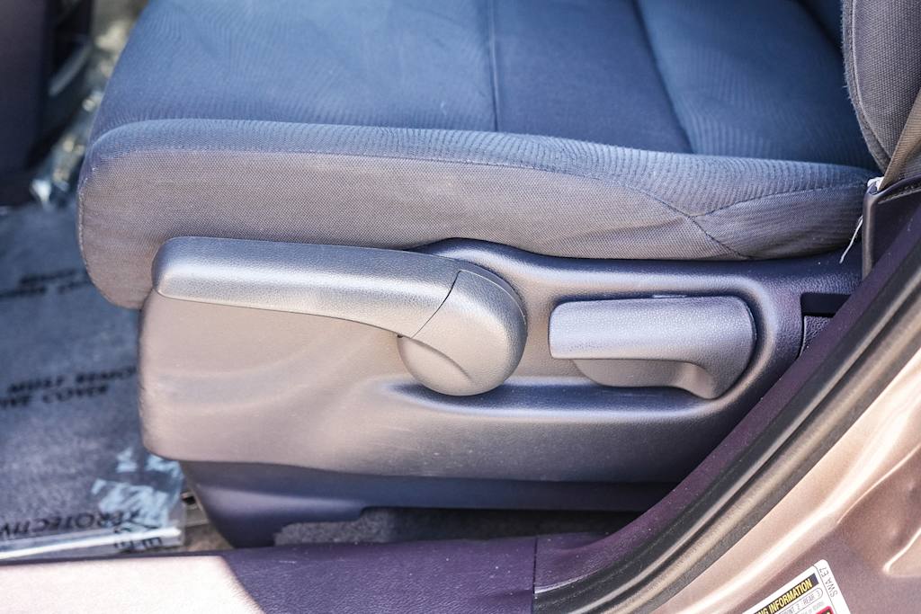 Thumbnail: 2011 Honda CR-V - 23