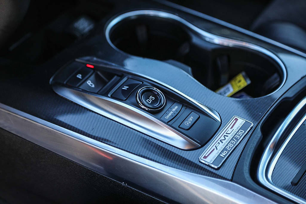 Thumbnail: 2020 Acura MDX - 13