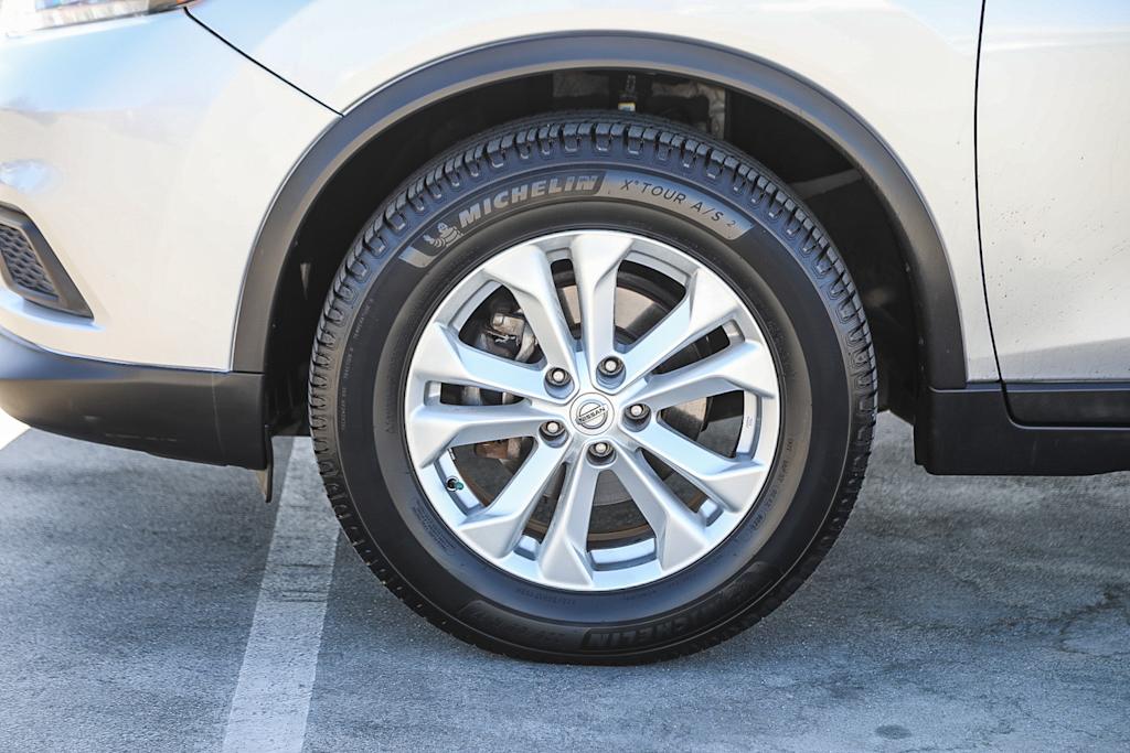 Thumbnail: 2016 Nissan Rogue - 7