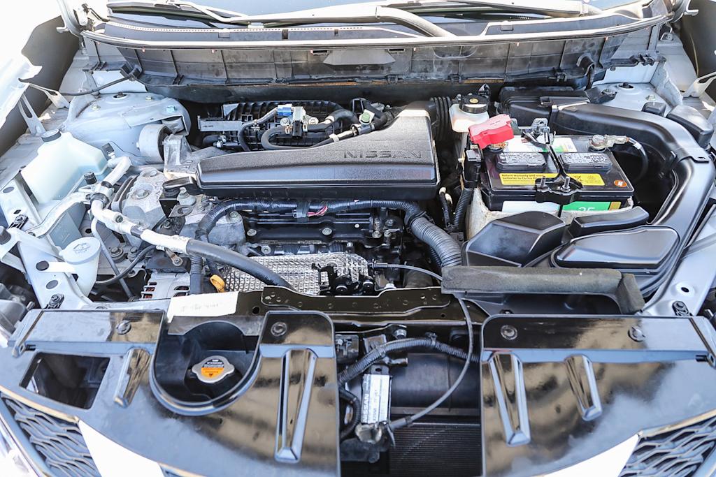 Thumbnail: 2016 Nissan Rogue - 8