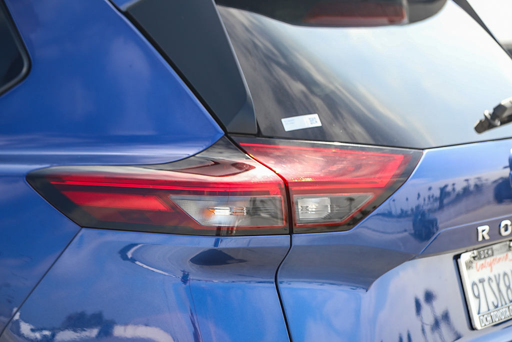 Thumbnail: 2023 Nissan Rogue - 20
