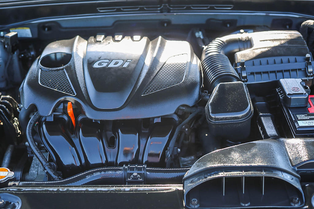 Thumbnail: 2012 Hyundai Sonata - 7