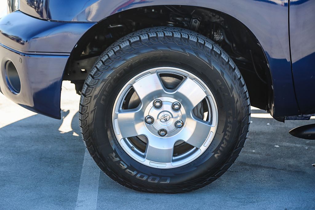 Thumbnail: 2007 Toyota Tundra - 6