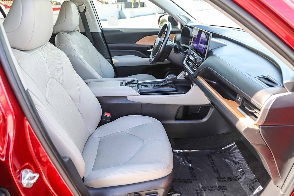 Thumbnail: 2024 Toyota Grand Highlander - 9