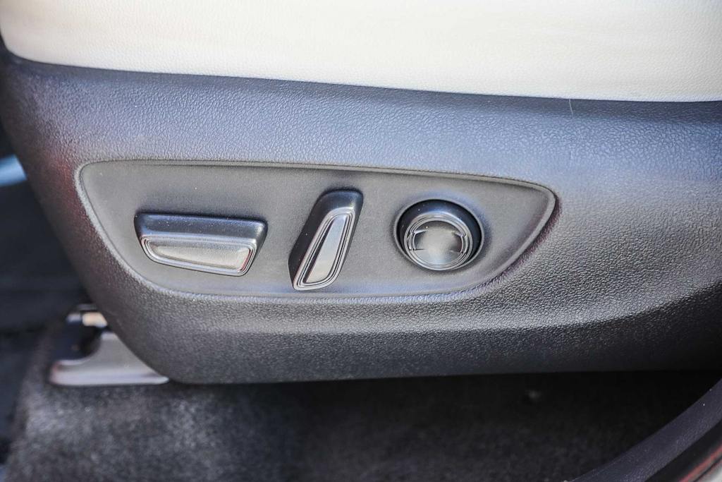 Thumbnail: 2024 Toyota Grand Highlander - 22