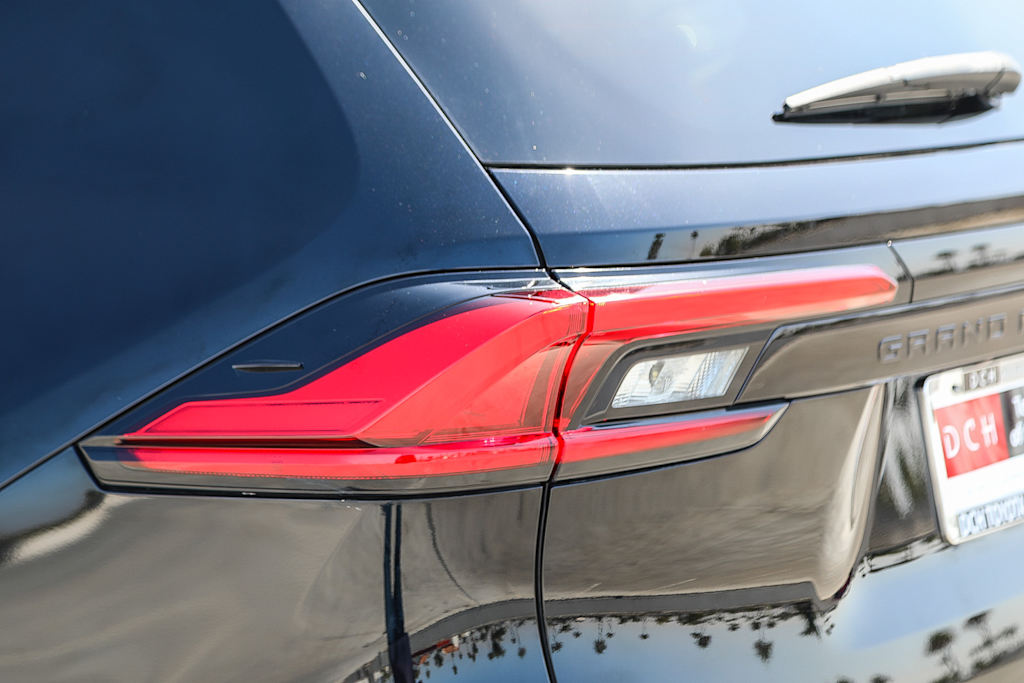 Thumbnail: 2024 Toyota Grand Highlander - 19