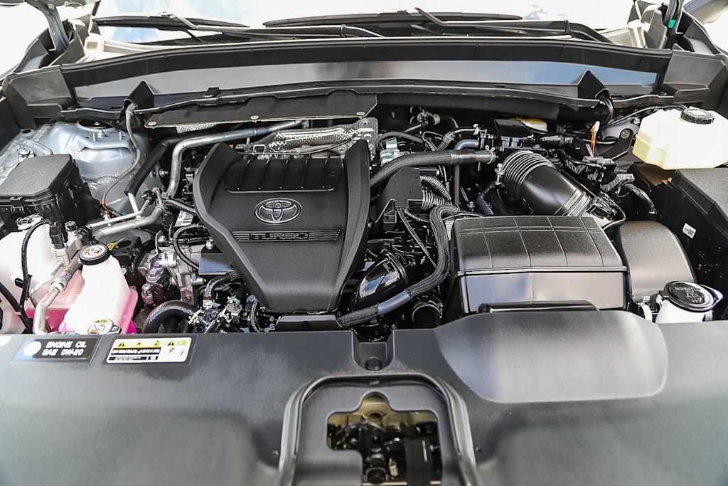 Thumbnail: 2026 Toyota Grand Highlander - 8