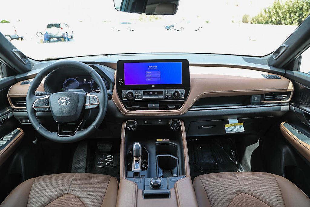 Thumbnail: 2026 Toyota Grand Highlander - 2