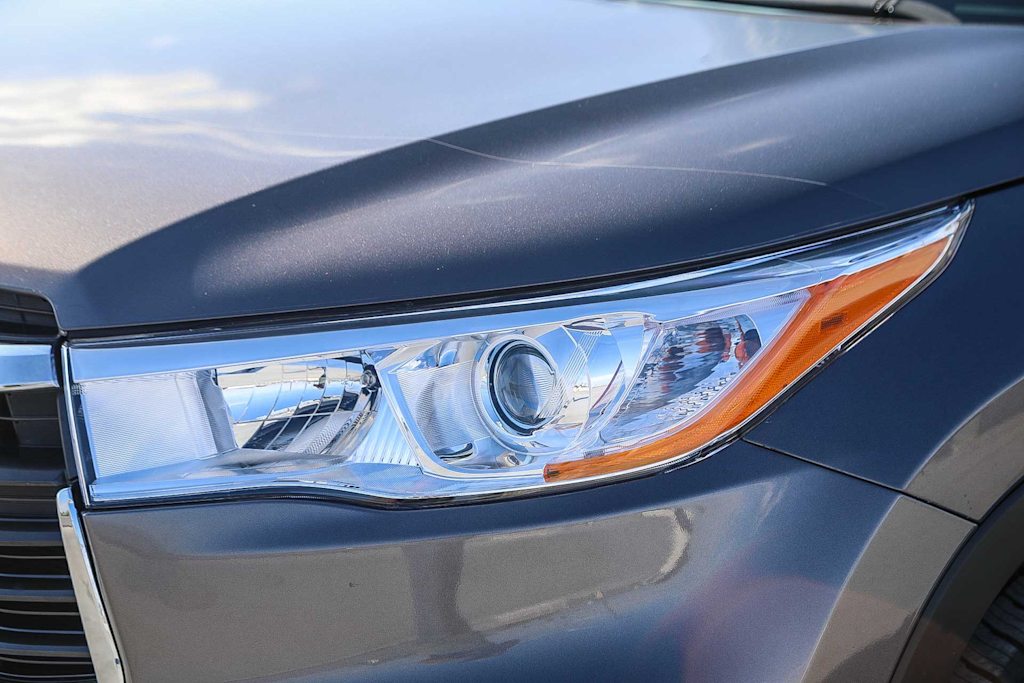 Thumbnail: 2016 Toyota Highlander - 19
