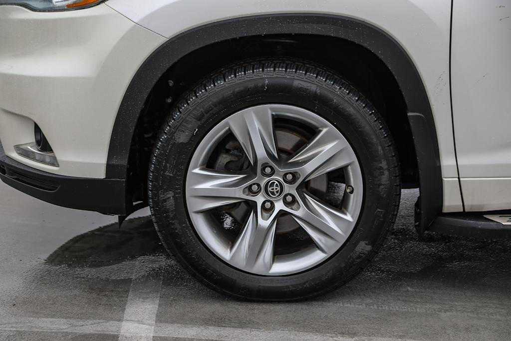 2016 Toyota Highlander Limited 6