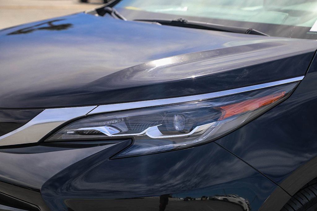 Thumbnail: 2024 Toyota Sienna - 19