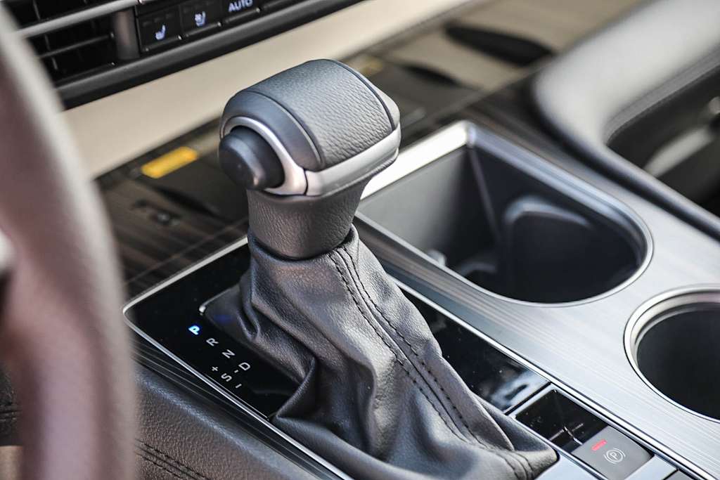Thumbnail: 2024 Toyota Sienna - 14