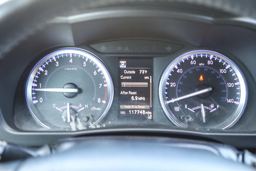 Thumbnail: 2019 Toyota Highlander - 14