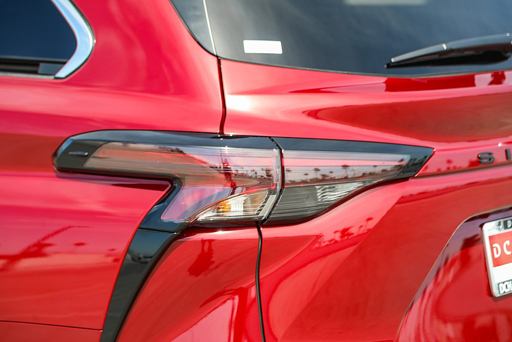 Thumbnail: 2026 Toyota Sienna - 20