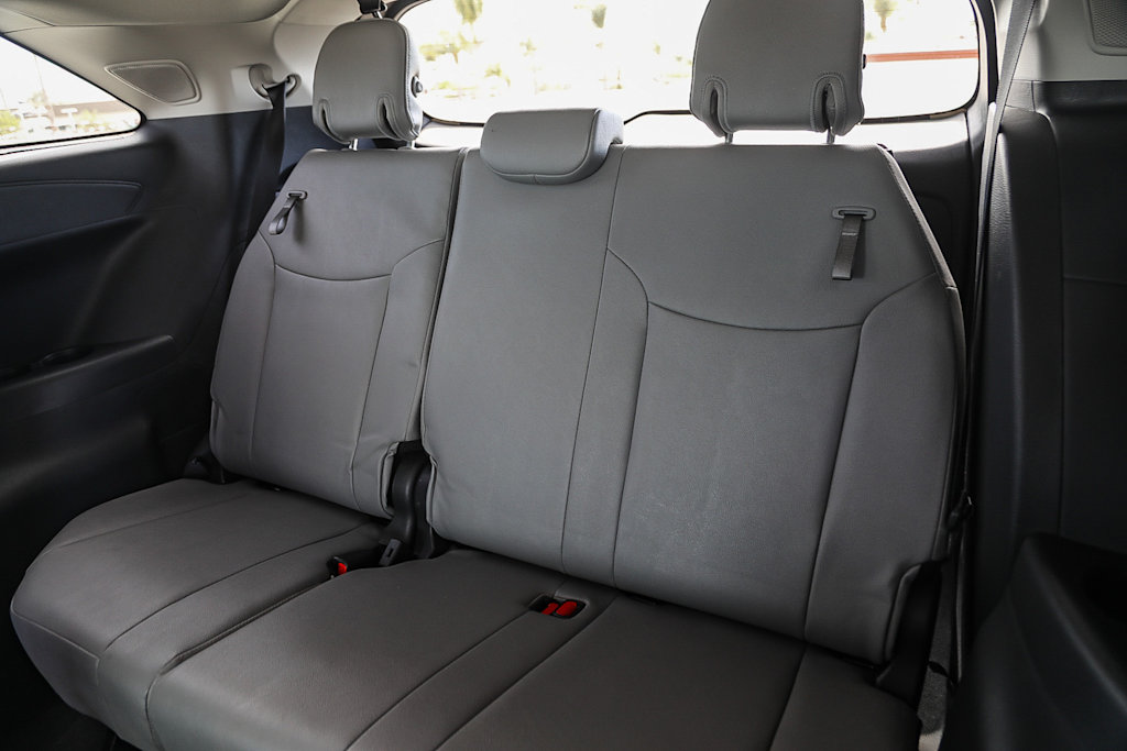 Thumbnail: 2026 Toyota Sienna - 22