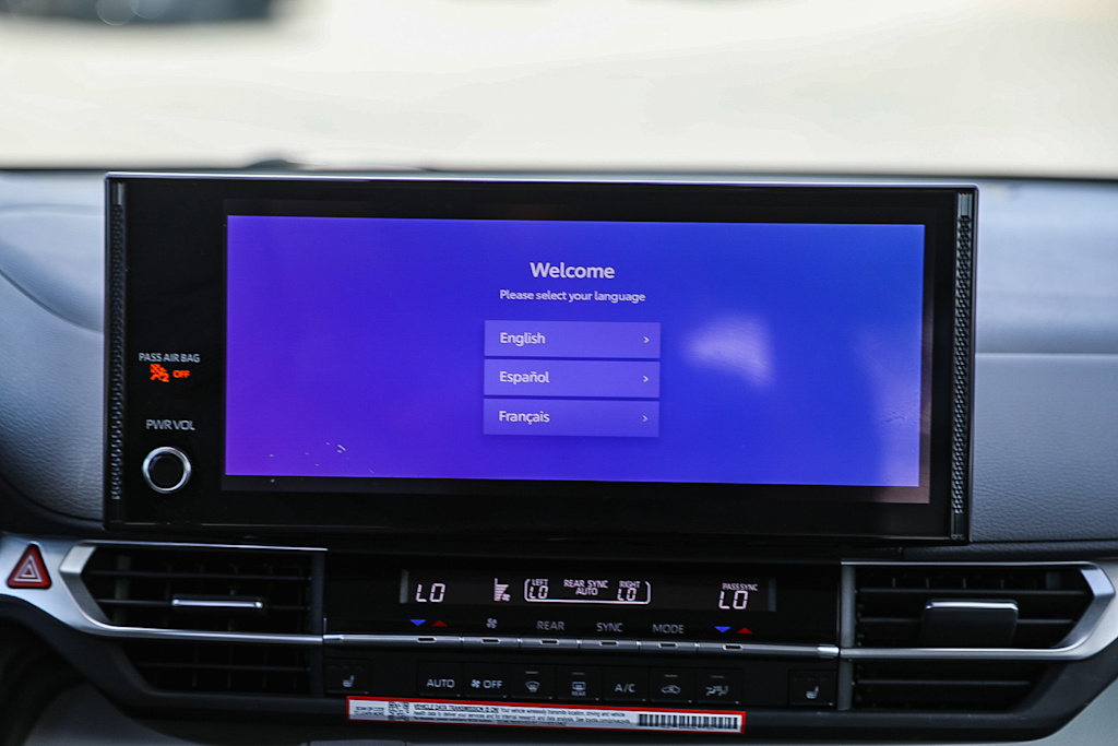 Thumbnail: 2026 Toyota Sienna - 13