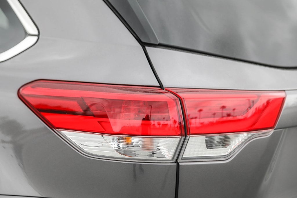 2018 Toyota Highlander Plus 19