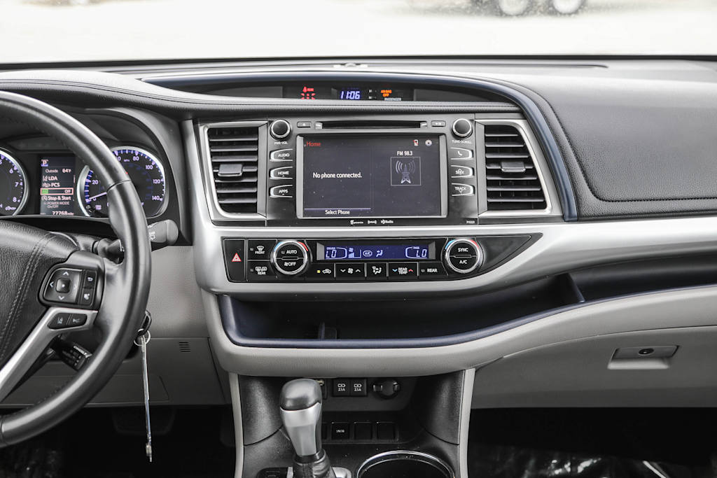 2018 Toyota Highlander Plus 12