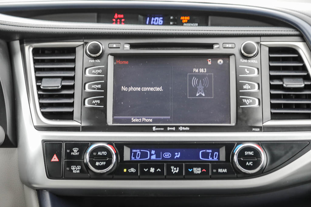 2018 Toyota Highlander Plus 21