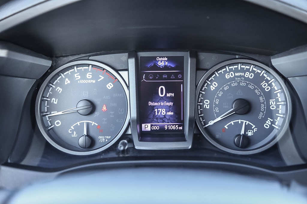 Thumbnail: 2019 Toyota Tacoma - 15