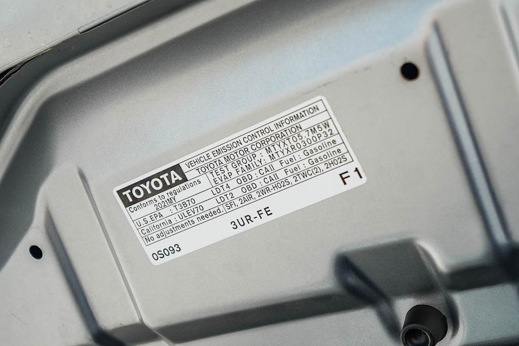 Thumbnail: 2021 Toyota Tundra - 18