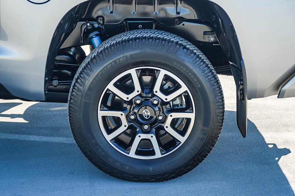 Thumbnail: 2021 Toyota Tundra - 23