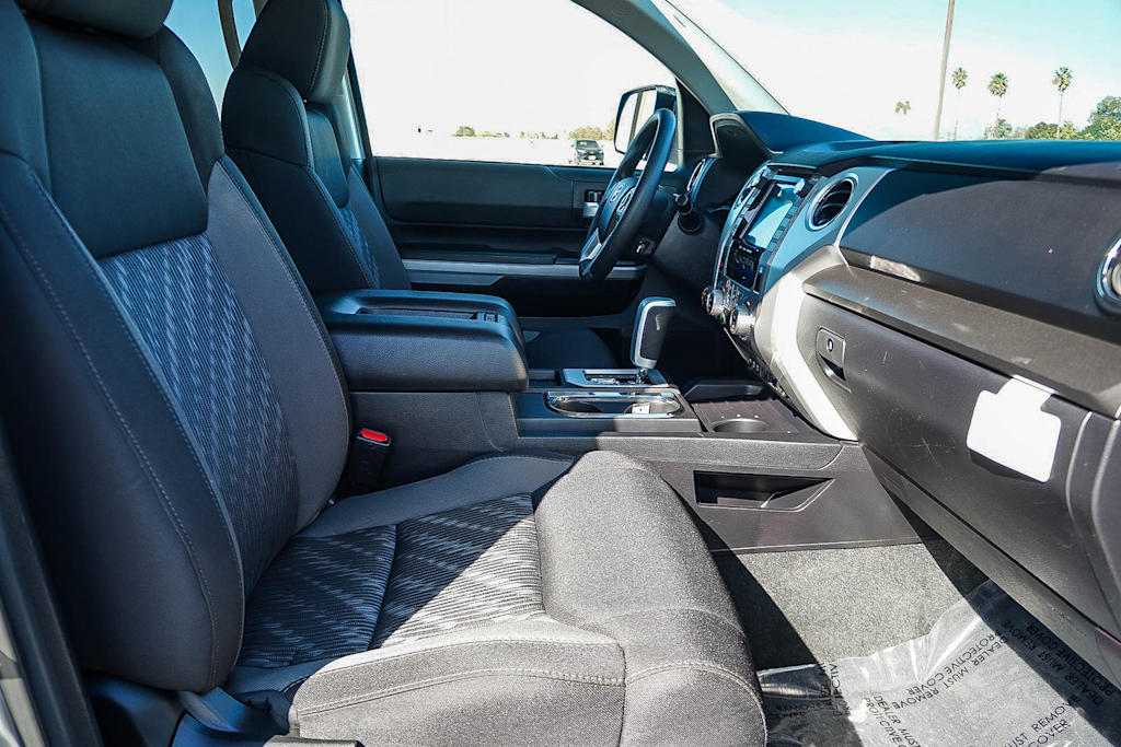 Thumbnail: 2021 Toyota Tundra - 10