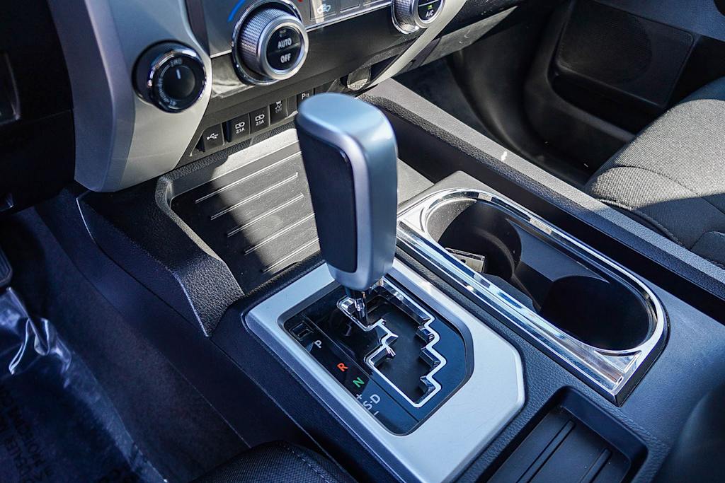 Thumbnail: 2021 Toyota Tundra - 15