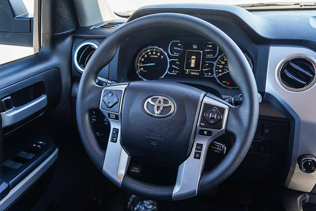 Thumbnail: 2021 Toyota Tundra - 9