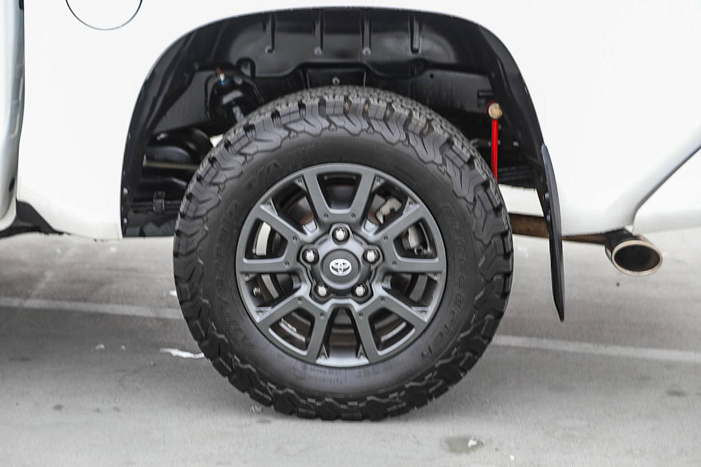 Thumbnail: 2021 Toyota Tundra - 19