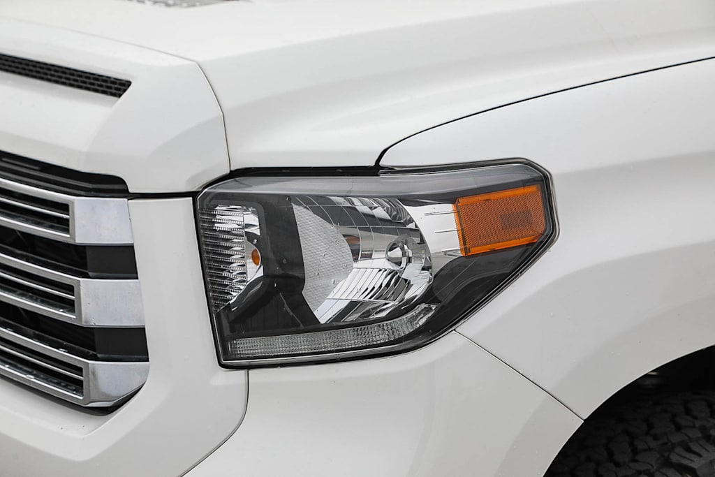 Thumbnail: 2021 Toyota Tundra - 17