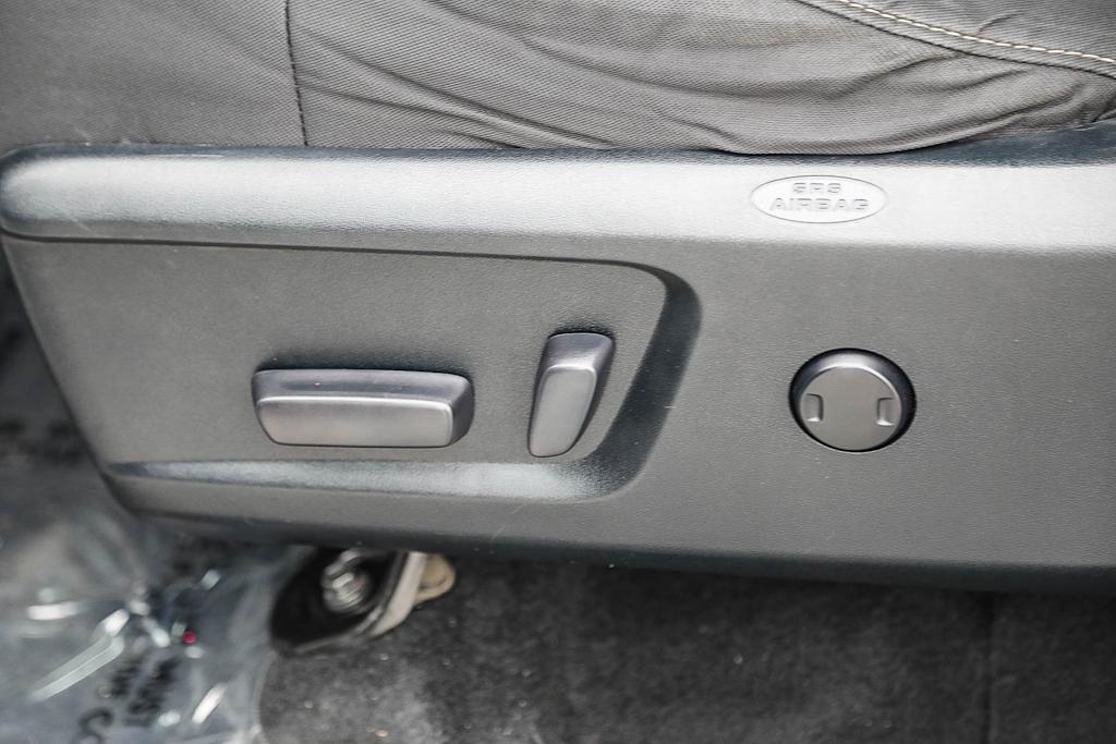 Thumbnail: 2021 Toyota Tundra - 21