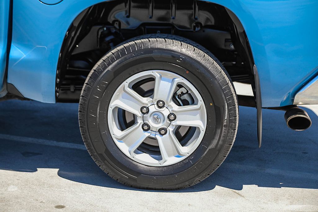 Thumbnail: 2020 Toyota Tundra - 21