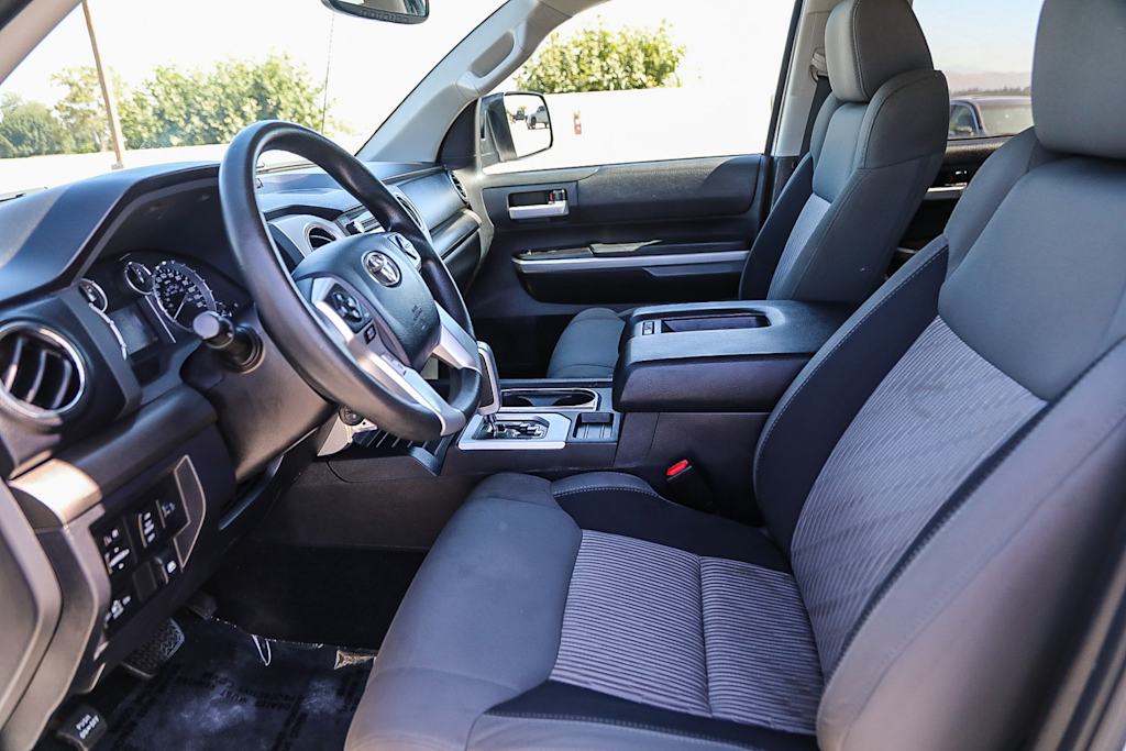Thumbnail: 2017 Toyota Tundra - 10