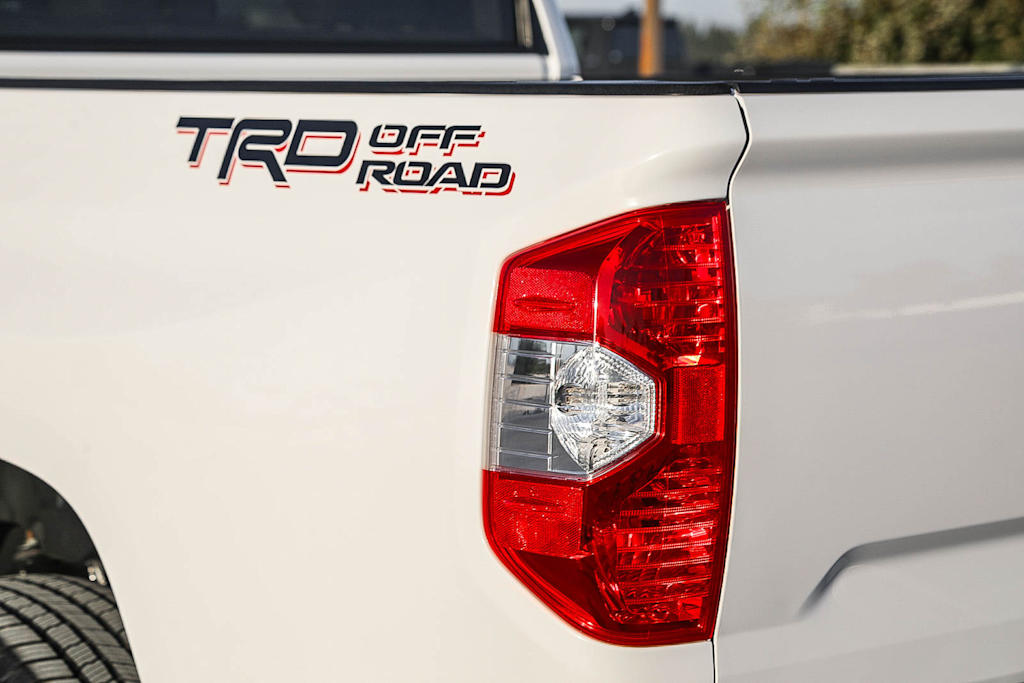 Thumbnail: 2017 Toyota Tundra - 20