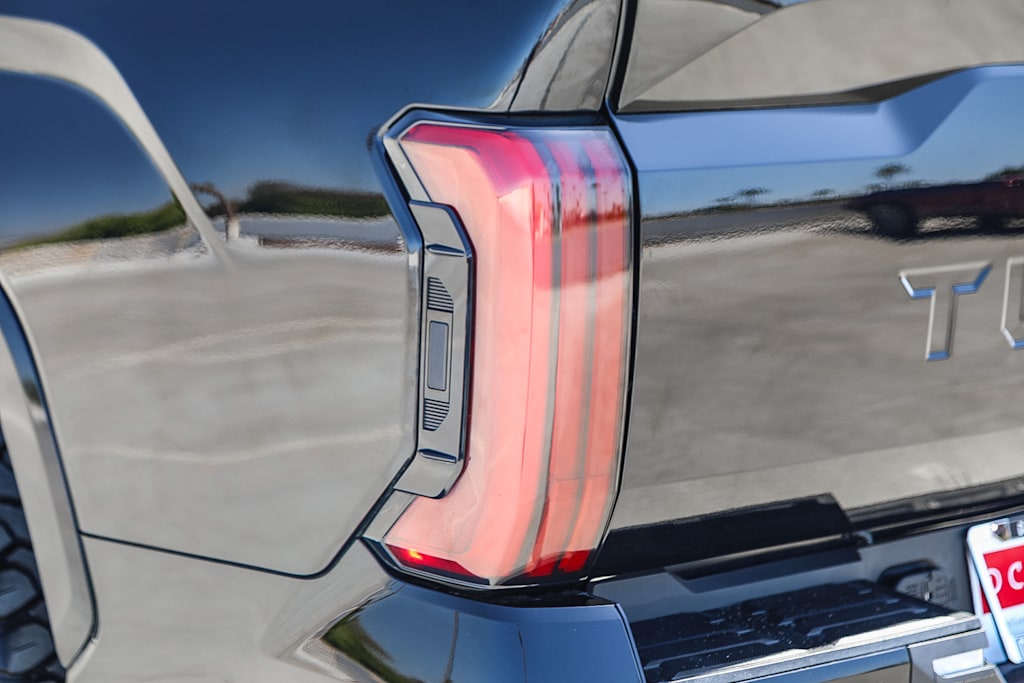 Thumbnail: 2024 Toyota Tundra - 11