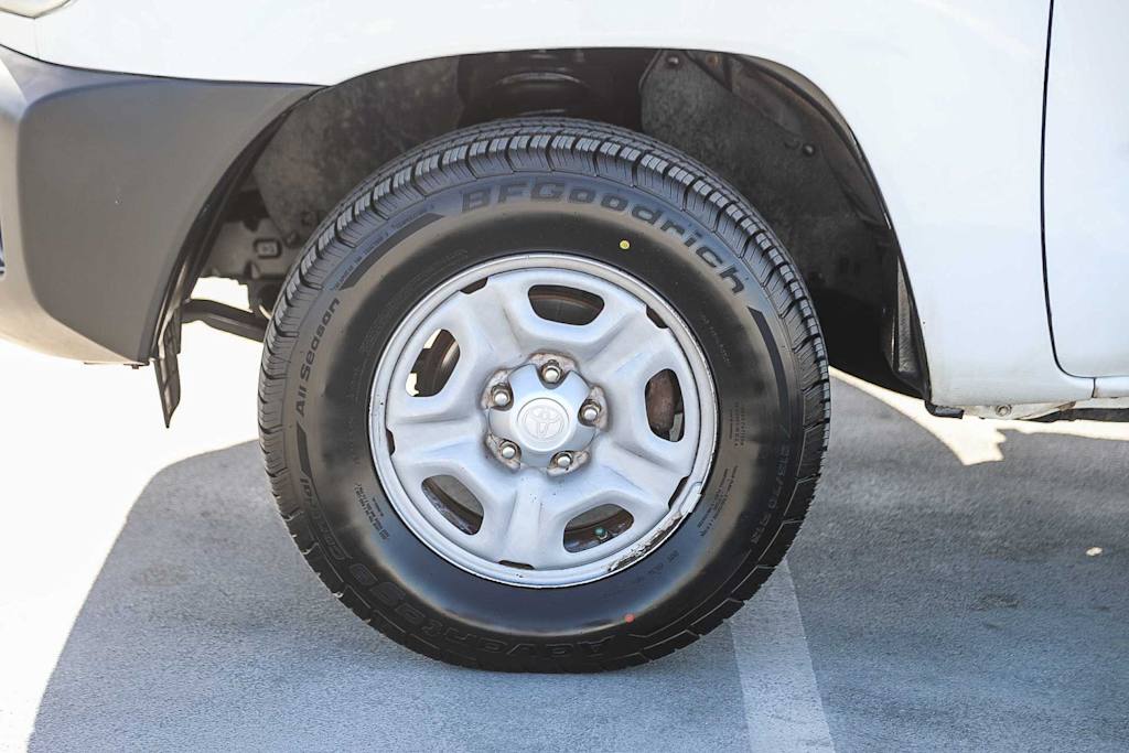Thumbnail: 2013 Toyota Tacoma - 7