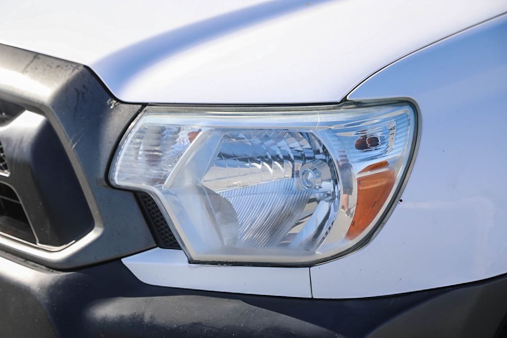 Thumbnail: 2013 Toyota Tacoma - 20