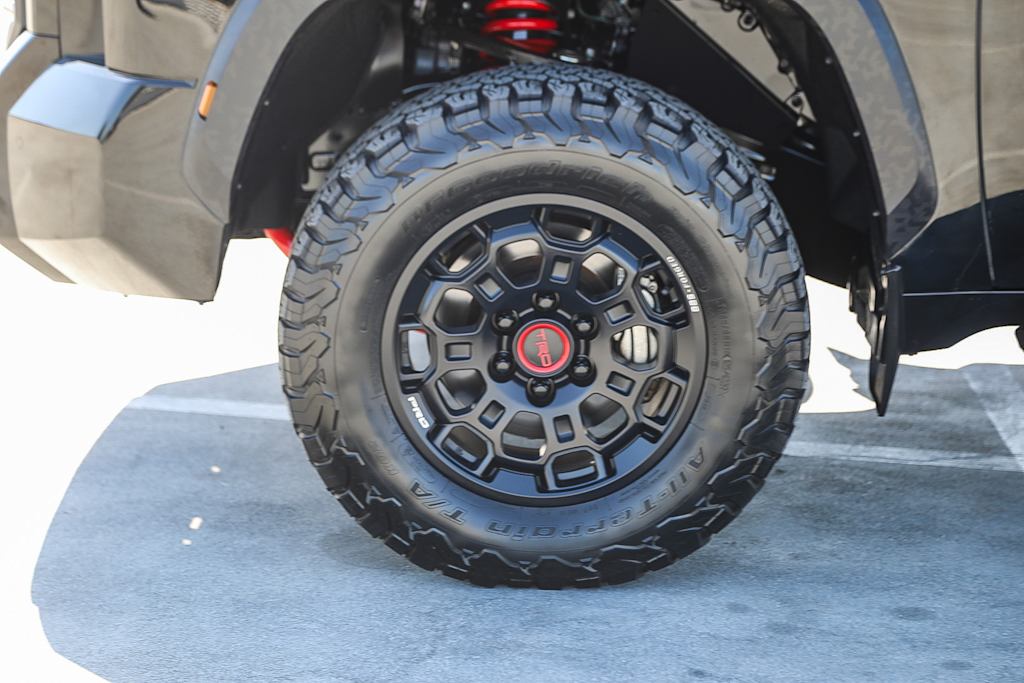 Thumbnail: 2023 Toyota Tundra - 7