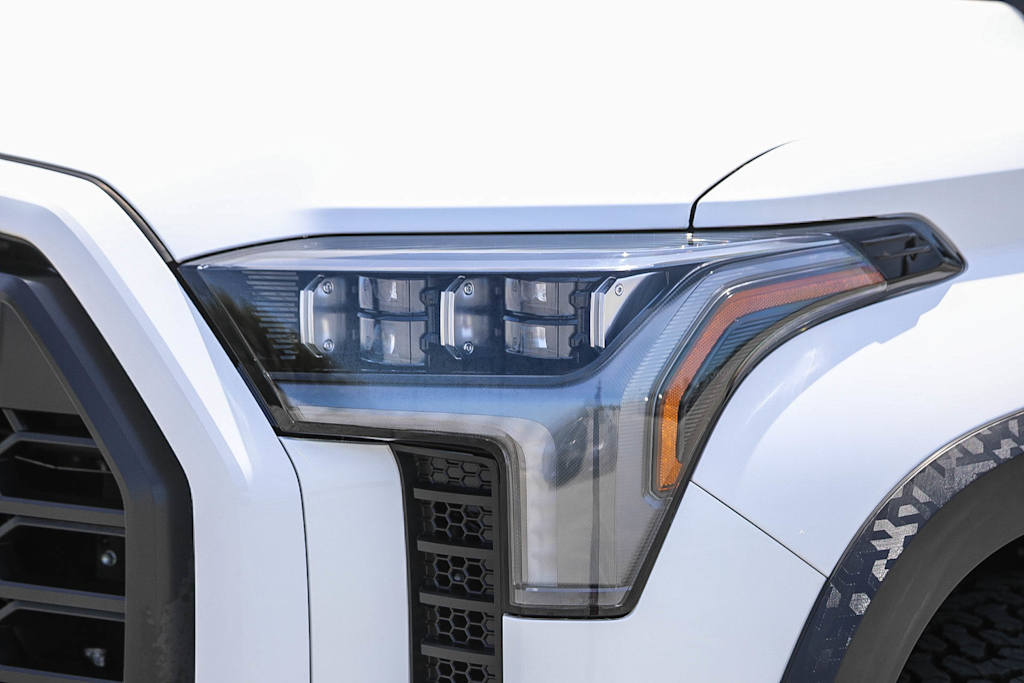 Thumbnail: 2022 Toyota Tundra - 20