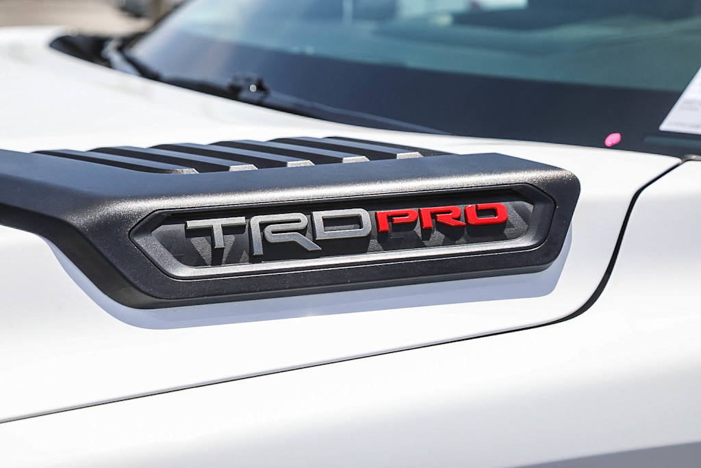 Thumbnail: 2022 Toyota Tundra - 6