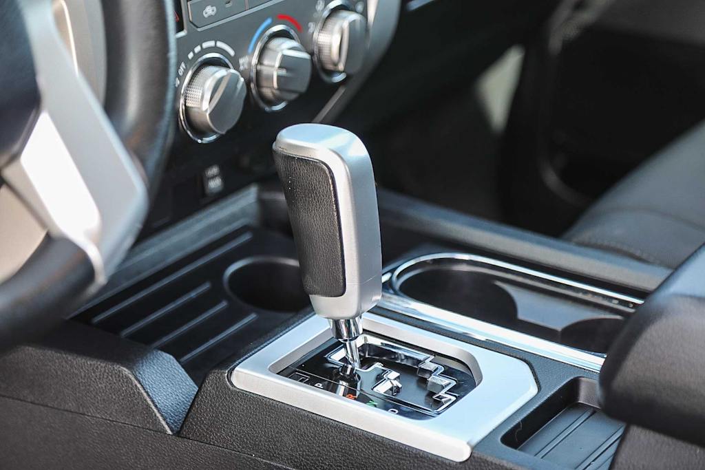 Thumbnail: 2017 Toyota Tundra - 14