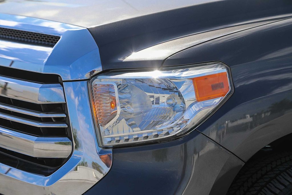 Thumbnail: 2017 Toyota Tundra - 19