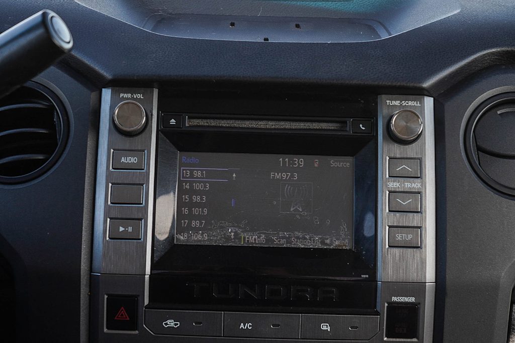 Thumbnail: 2016 Toyota Tundra - 22