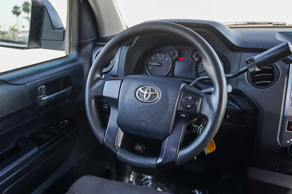 Thumbnail: 2016 Toyota Tundra - 9