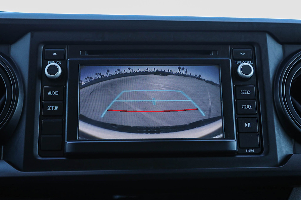 Thumbnail: 2018 Toyota Tacoma - 23