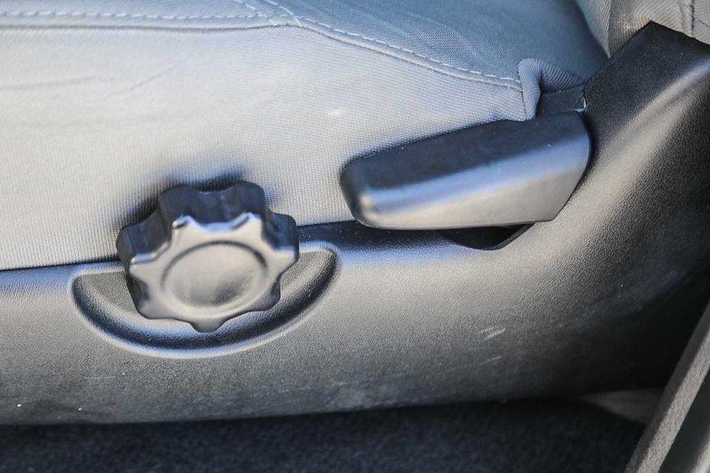 Thumbnail: 2018 Toyota Tacoma - 21